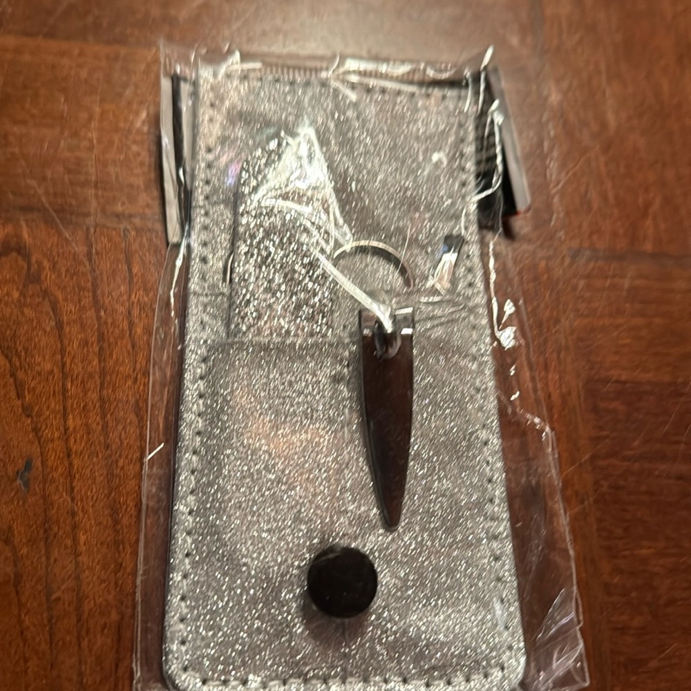 Mini nail kit